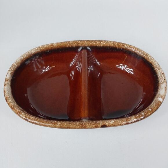 VTG Hull H.P. Co Oven Proof Dish Oval Divided Casserole Brown Drip‎ Pottery USA - Picture 1 of 4